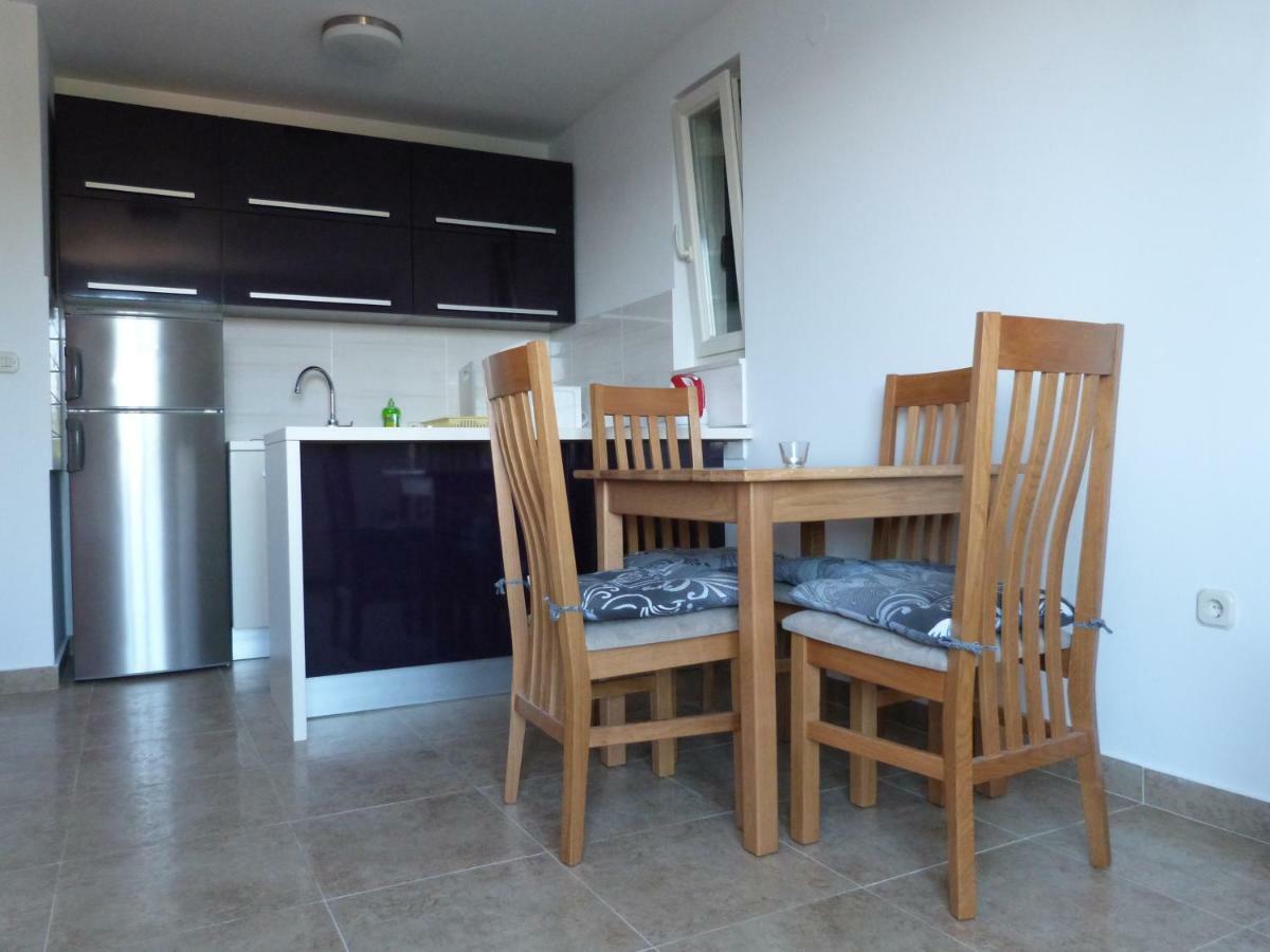Maria Apartments Starigrad Paklenica Dış mekan fotoğraf