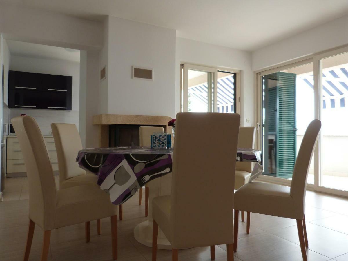 Maria Apartments Starigrad Paklenica Dış mekan fotoğraf